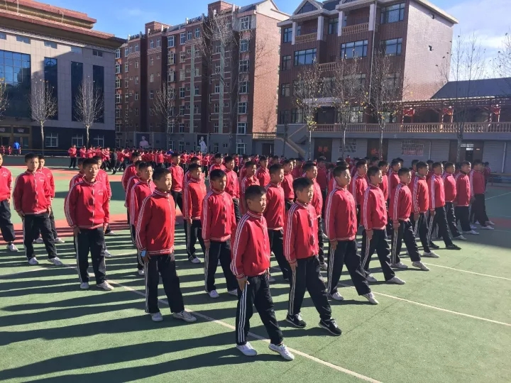 嵩山少林小龙武校