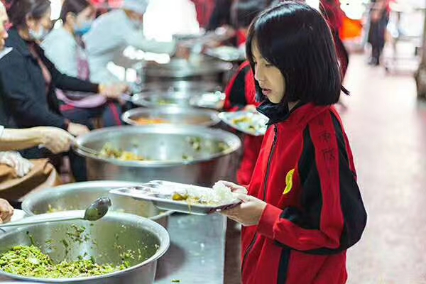 嵩山少林武术学校伙食标准以及餐厅环境