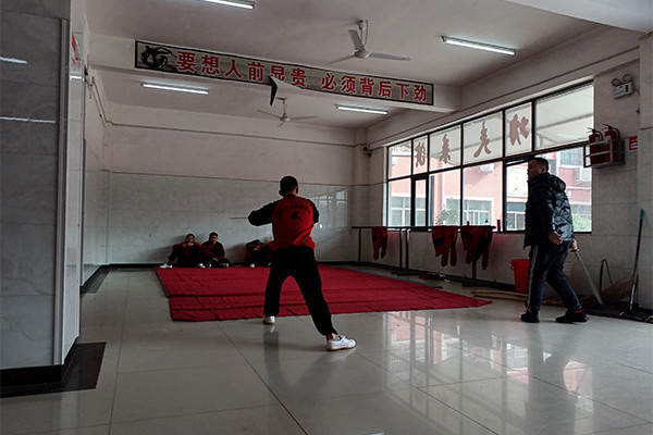 嵩山少林文武学校